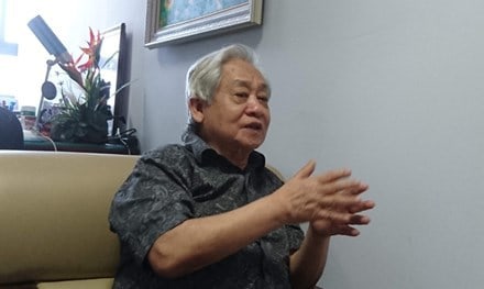 GS. Phạm Tất Dong